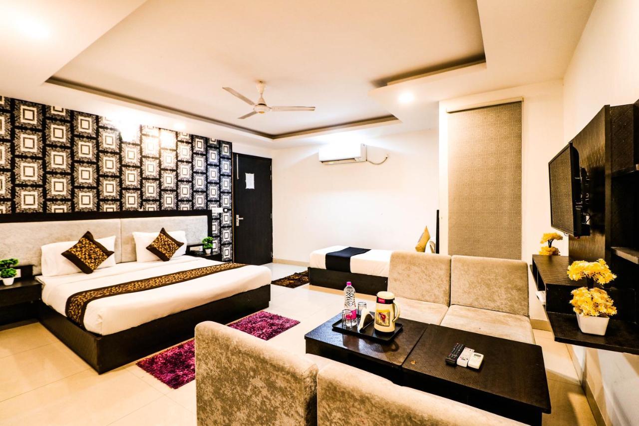 Hotel Olive Zone Near Delhi Airport Nova Deli Exterior foto