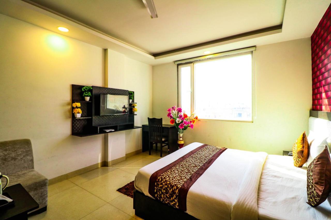 Hotel Olive Zone Near Delhi Airport Nova Deli Exterior foto